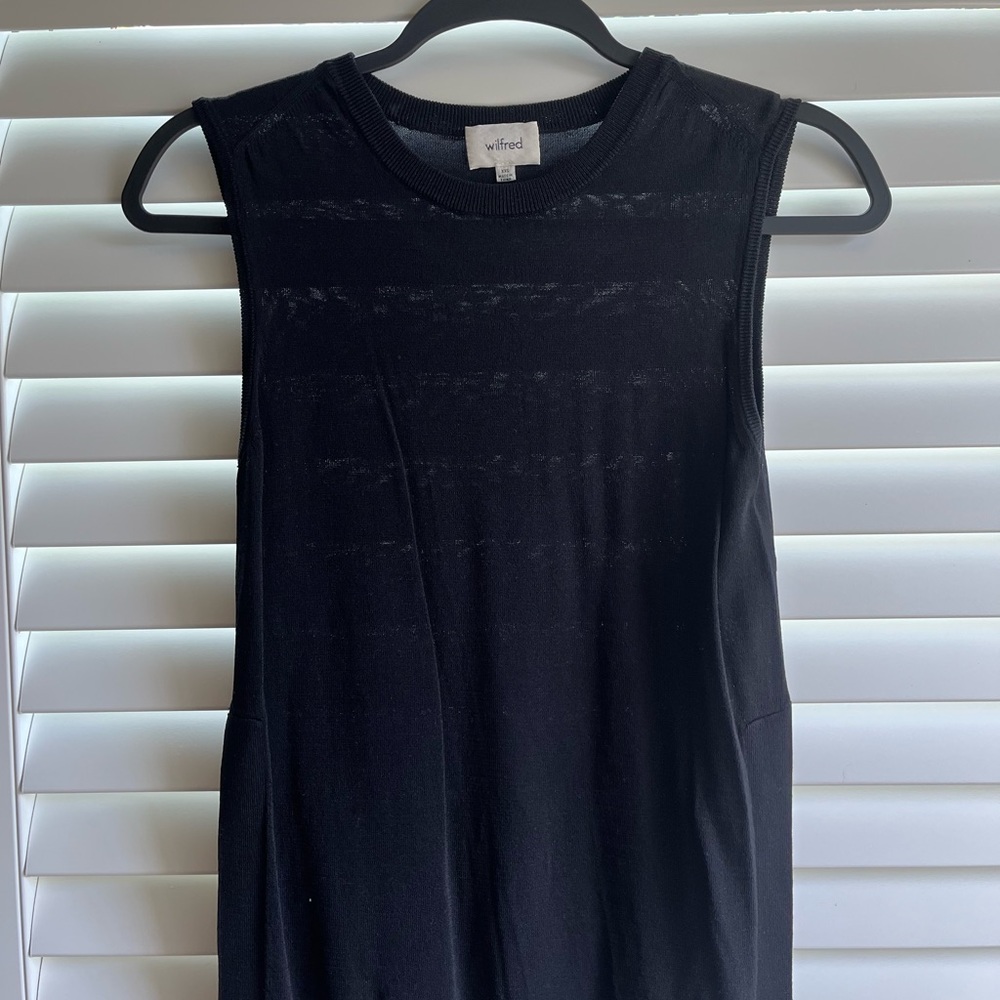 Aritzia top